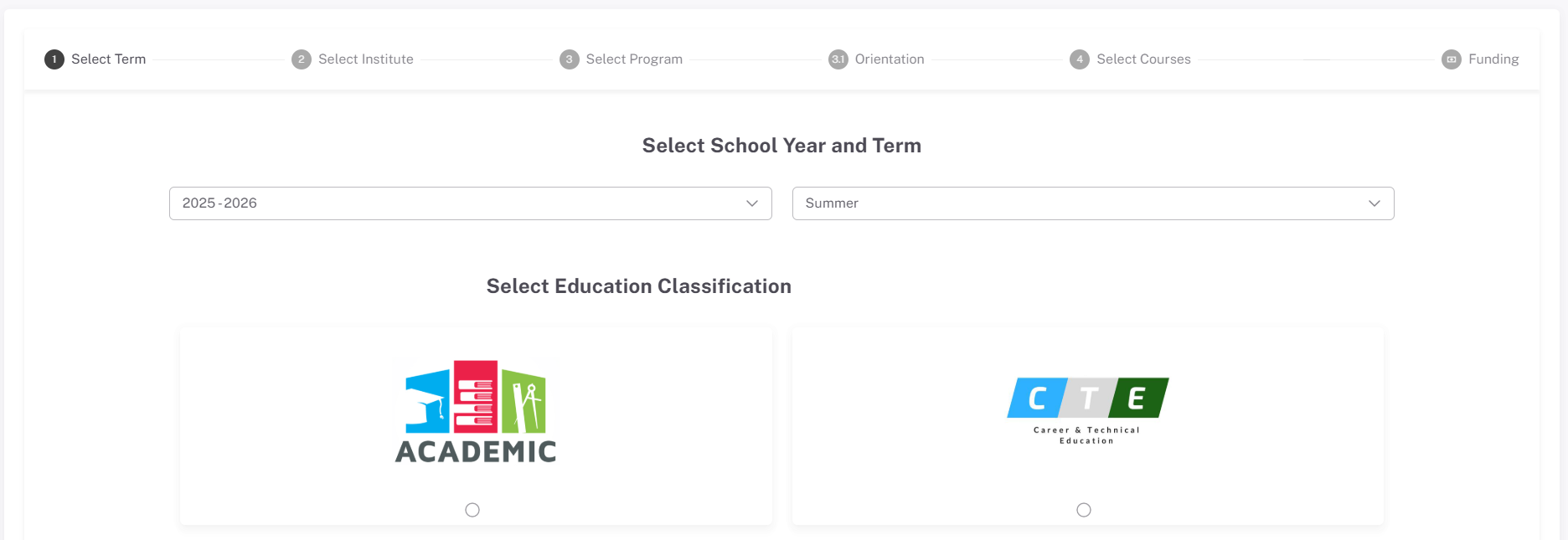 The image is a webpage interface with options to select various aspects of an educational program, including term, institution, orientation, courses, funding, and classification.AI-generated content may be incorrect.