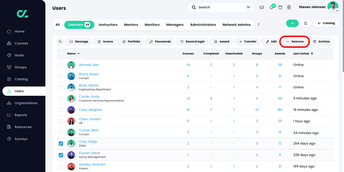 Users, Learners tab with two learners selected and the Remove button highlighted