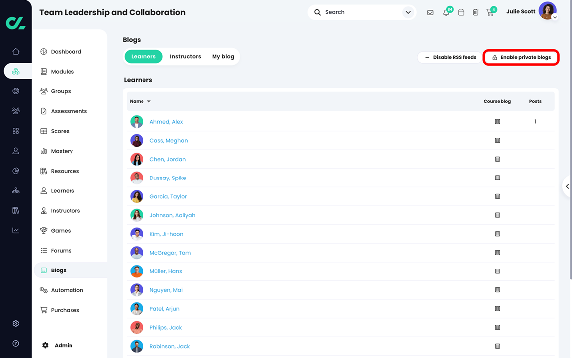 Course, Blogs, Learners page highlighting the Enable private blogs button