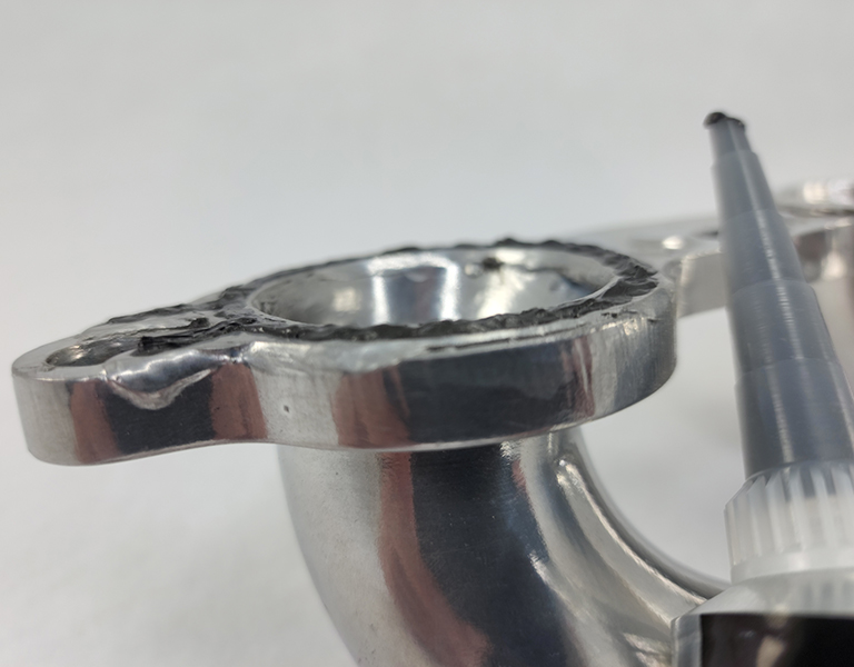 Sanderson Headers installation - silicone thin smear example